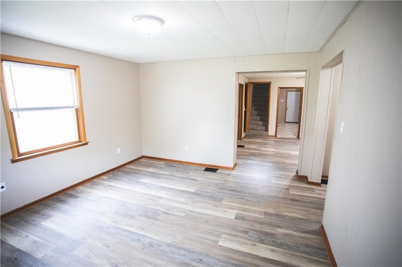 2918 Seneca St, St Joseph, MO 64507