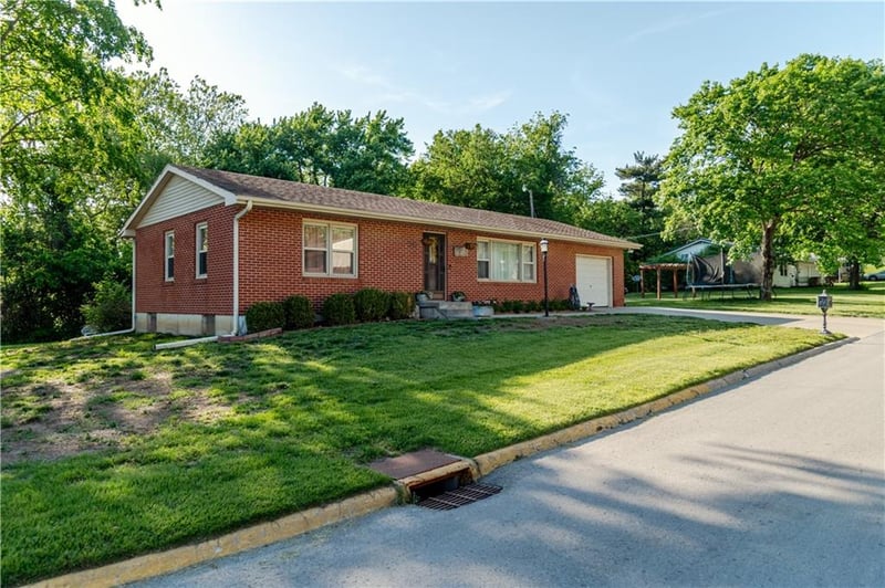 1001 Maple St, Atchison, KS 66002