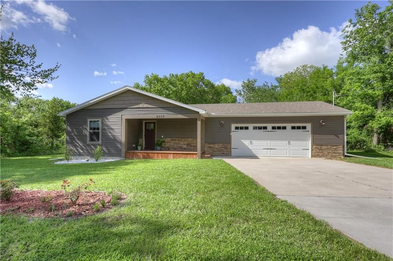 2017 14th St, Pittsburg, KS 66762