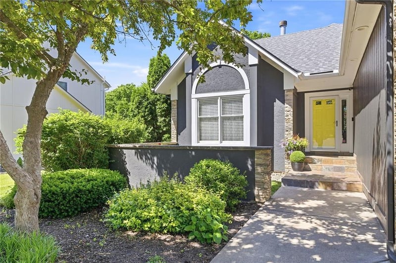 15706 Widmer St, Olathe, KS 66062