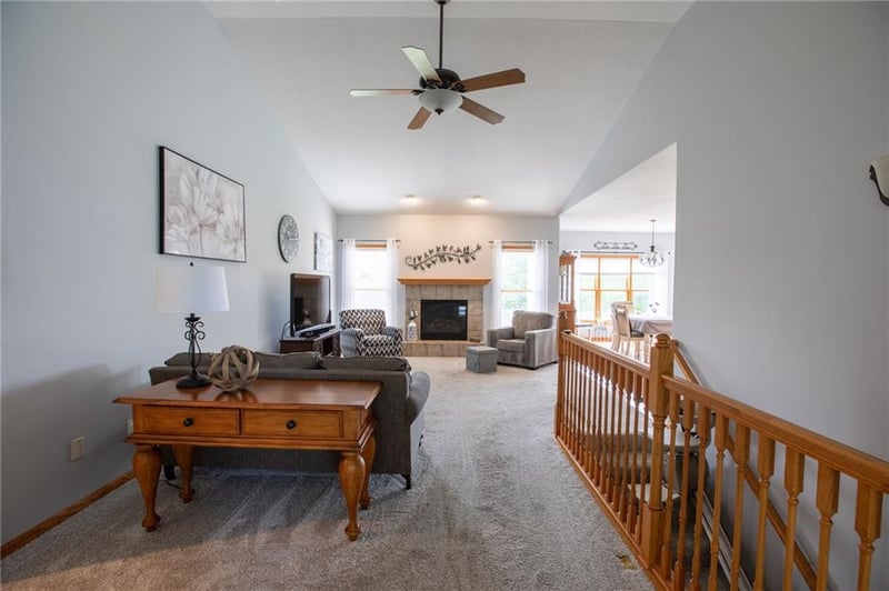 8601 Timber Trails Dr, De Soto, KS 66018