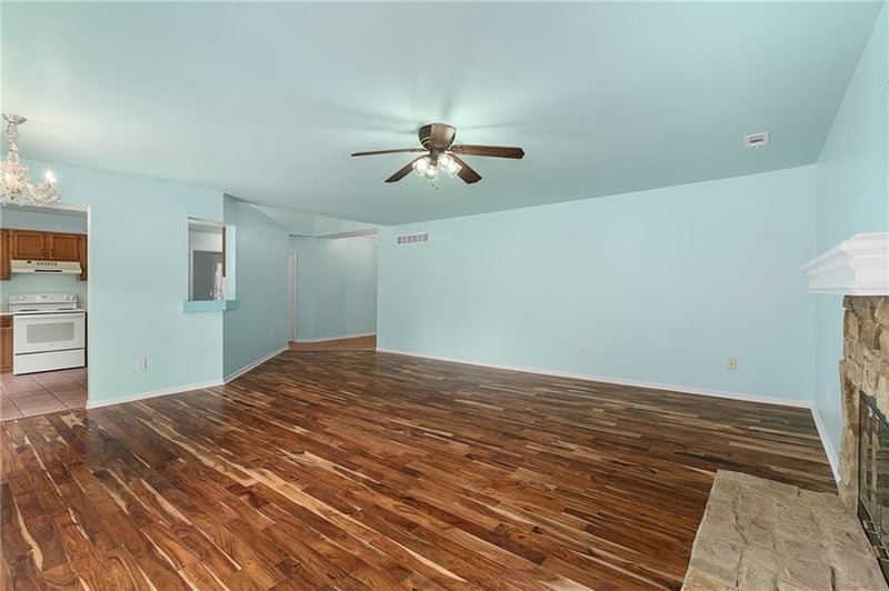 133 Tumbleweed Dr, Lawrence, KS 66049