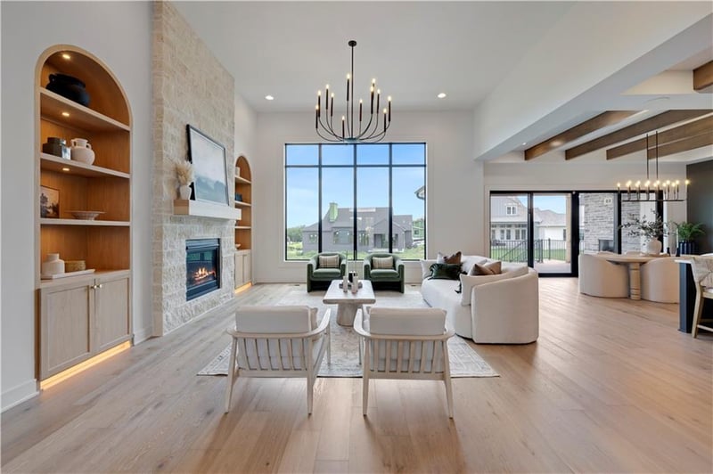 18101 Cody St, Overland Park, KS 66013