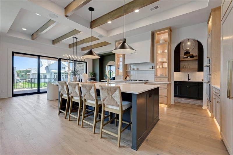 18101 Cody St, Overland Park, KS 66013