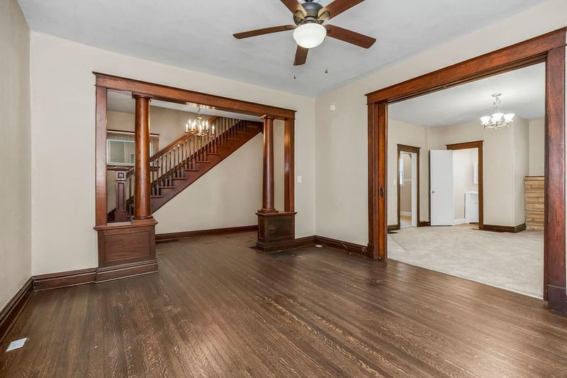 635 Fuller Ave, Independence, MO 64052