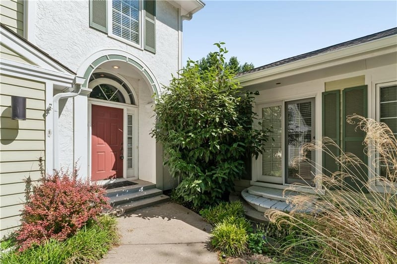 14936 Rhodes Cir, Lenexa, KS 66215