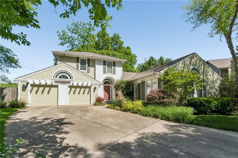 14936 Rhodes Cir, Lenexa, KS 66215