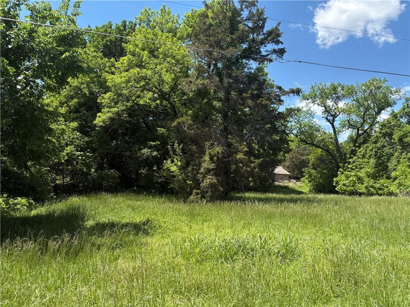 Linn St, Frontenac, KS 66763