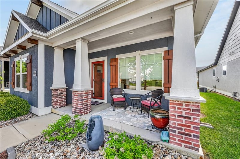 8125 N Farley Ave, Kansas City, MO 64158