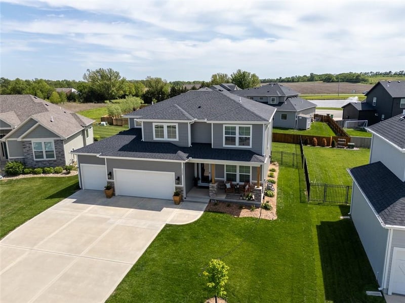 32265 W 165th Ter, Gardner, KS 66030