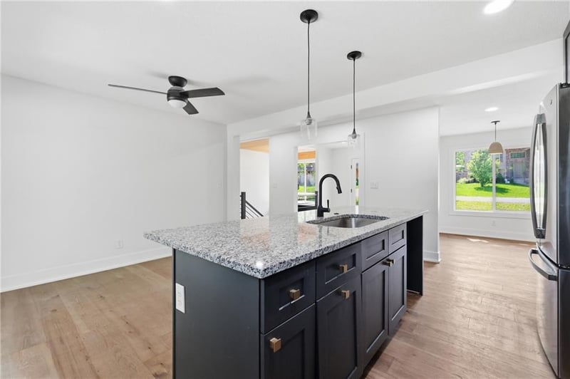 11011 Holmes St, Kansas City, MO 64155