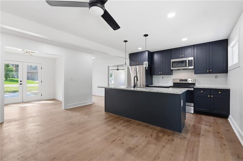 11011 Holmes St, Kansas City, MO 64155