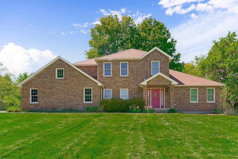 902 Allendale Lake Rd, Greenwood, MO 64034