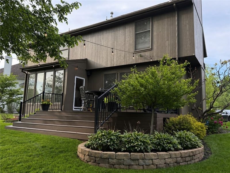 14116 Richards St, Overland Park, KS 66221