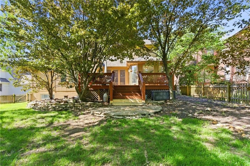 13029 Bond St, Overland Park, KS 66213