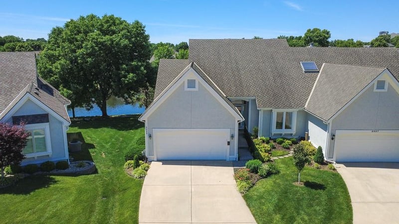 5225 W 122nd St, Overland Park, KS 66209