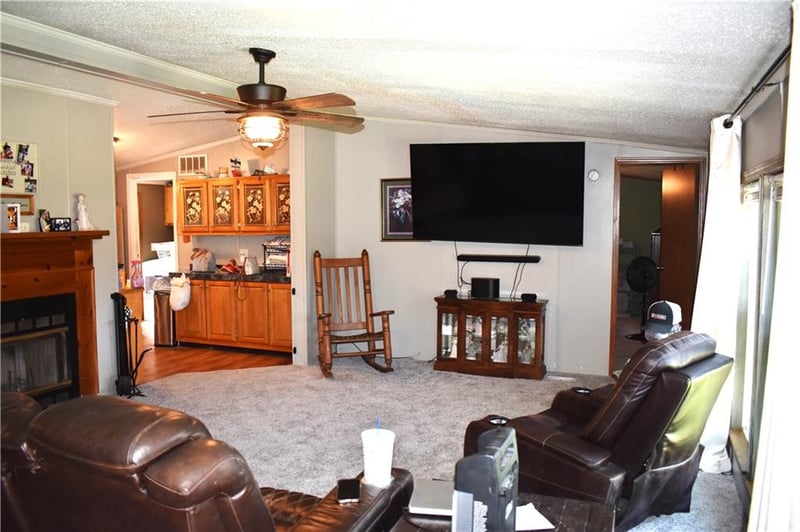 424 Leidy St, Cosby, MO 64436