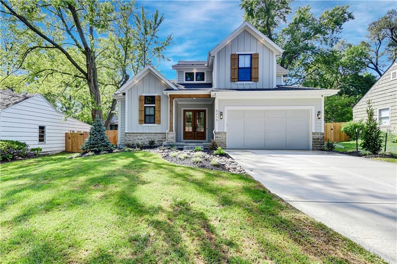 5215 71st Ter, Prairie Village, KS 66208