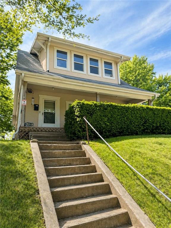 2426 18th St, St Joseph, MO 64503