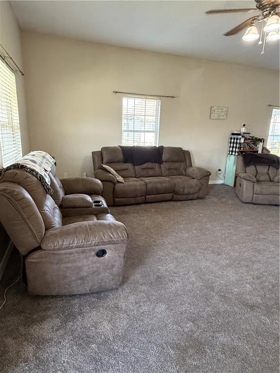 6011 Mead St, St Joseph, MO 64504