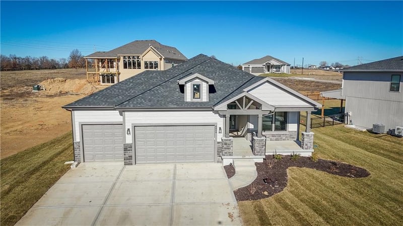 6024 Arapahoe St, Shawnee, KS 66226