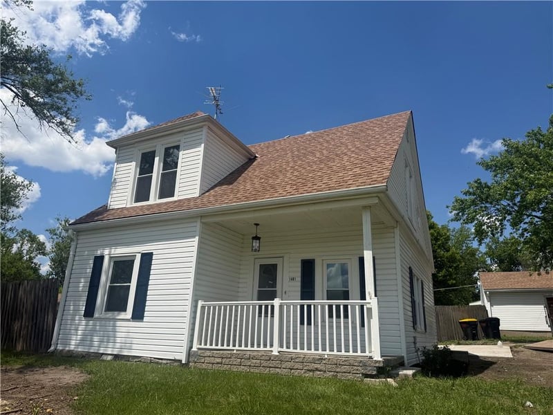 1401 Chestnut St, Savannah, MO 64485