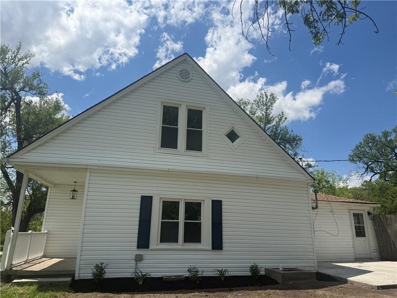 1401 Chestnut St, Savannah, MO 64485