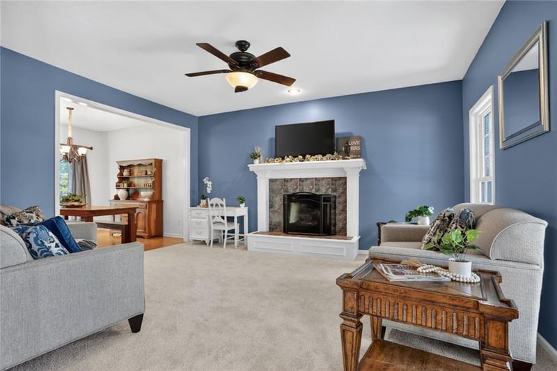 14631 152nd St, Olathe, KS 66062