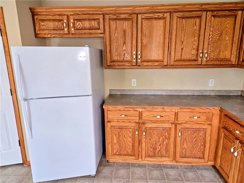 1302 Cloverleaf Ct, Warrensburg, MO 64093