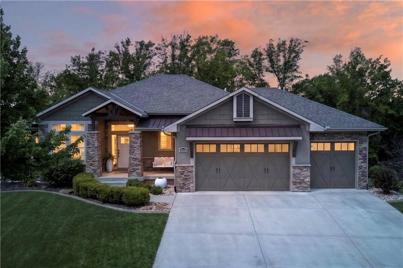1406 Kenton Ln, Raymore, MO 64083