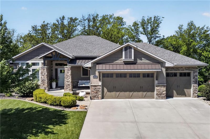 1406 Kenton Ln, Raymore, MO 64083