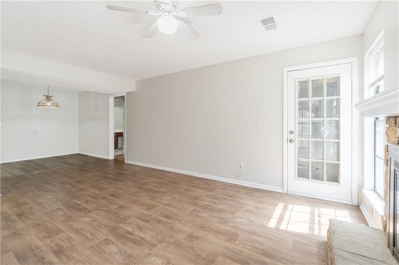 12711 W 110th Ter, Overland Park, KS 66210