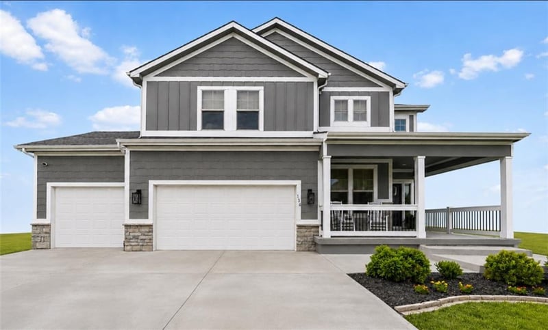 1334 161st Ter, Basehor, KS 66007