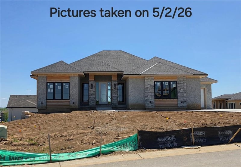 23905 112th Ter, Olathe, KS 66061