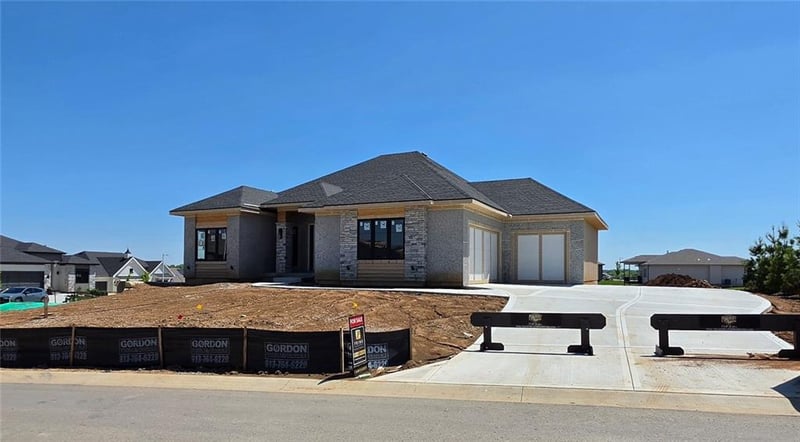 23905 112th Ter, Olathe, KS 66061
