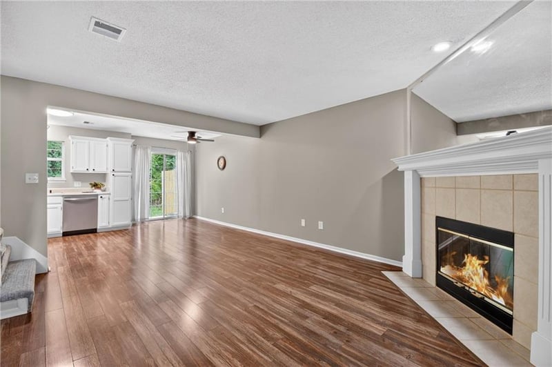 5615 Plantation Dr #192c, Lee's Summit, MO 64064