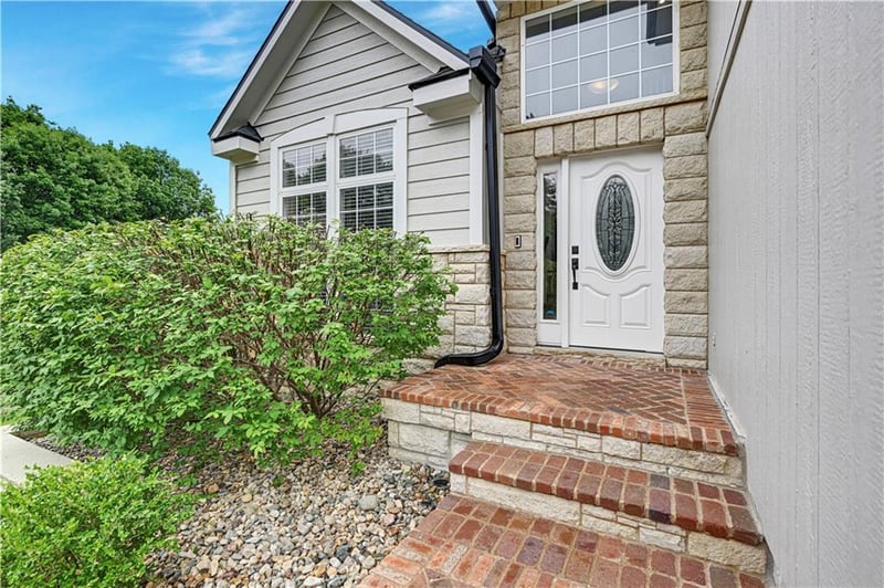6319 Noreston St, Shawnee, KS 66218