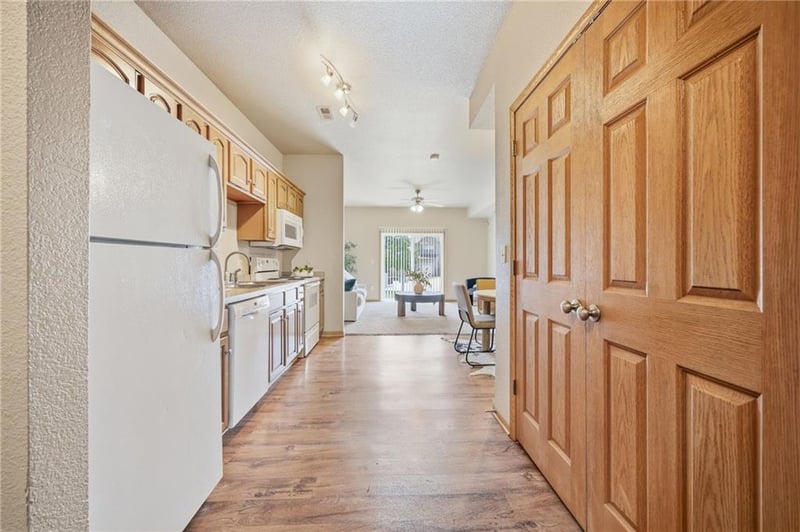 10347 Edith Ave, Kansas City, KS 66109