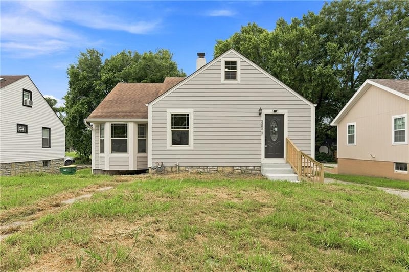 3305 Delavan Ave, Kansas City, KS 66104