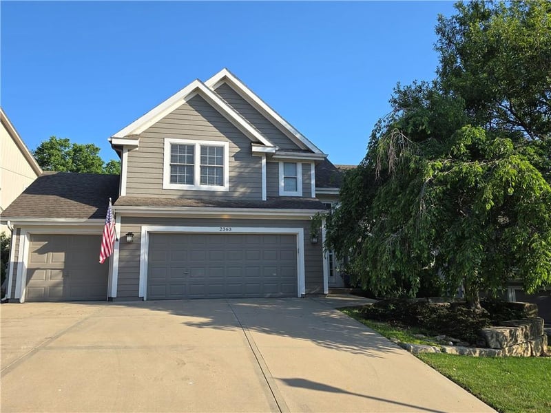 2363 Elizabeth St, Olathe, KS 66061