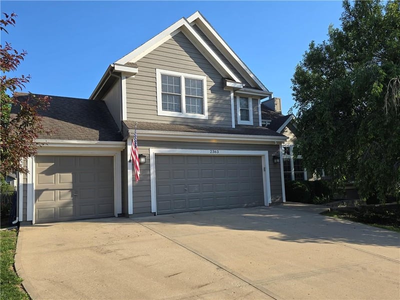 2363 Elizabeth St, Olathe, KS 66061