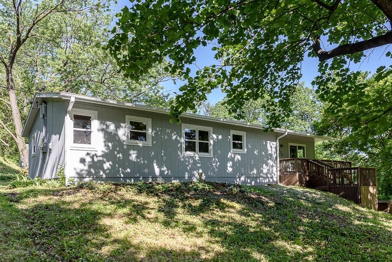 226 68th St, Kansas City, KS 66111
