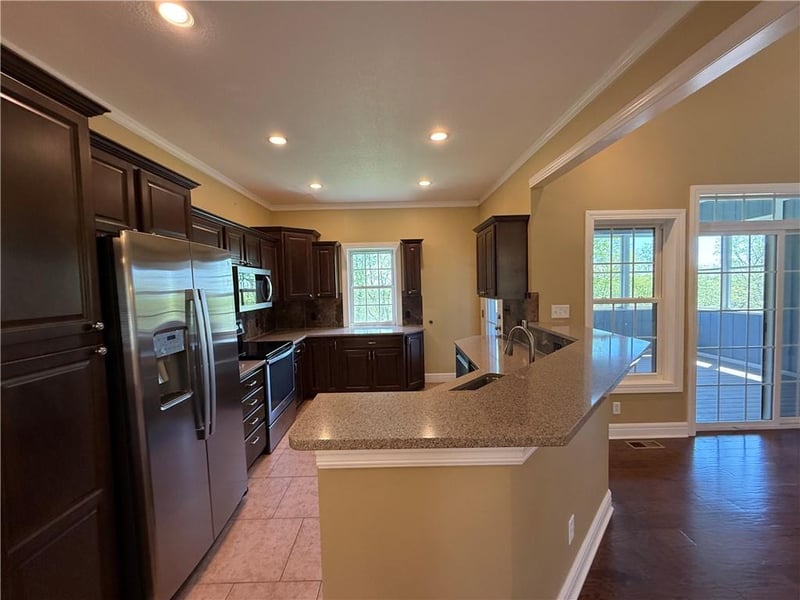 14060 Millstone Blvd, St Joseph, MO 64505
