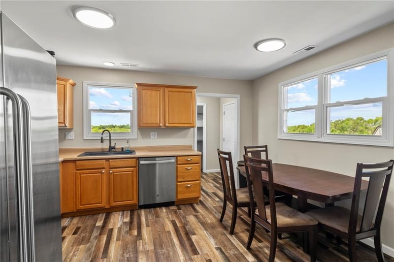 6120 70th Rd, St Joseph, MO 64507