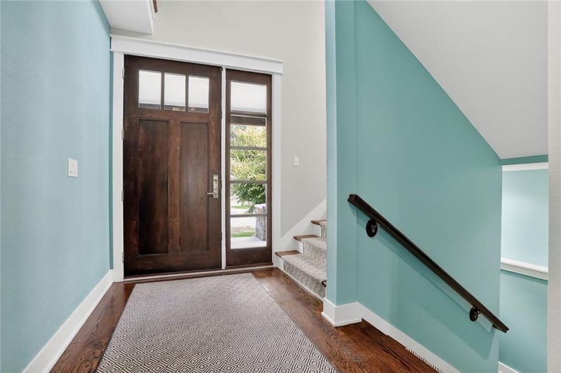 2807 50th Ter, Westwood, KS 66205