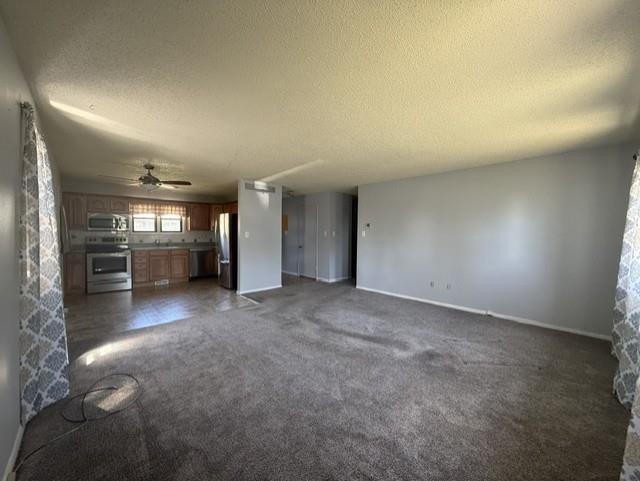 2117 66th St, Topeka, KS 66619