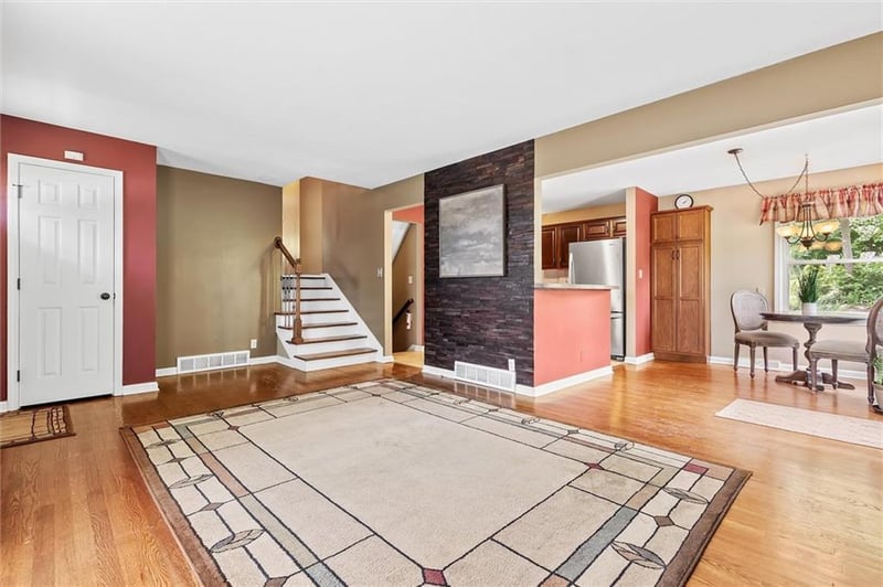 506 Moss Ave, Liberty, MO 64068