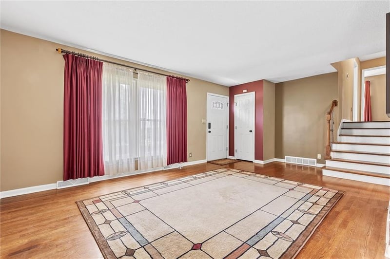506 Moss Ave, Liberty, MO 64068