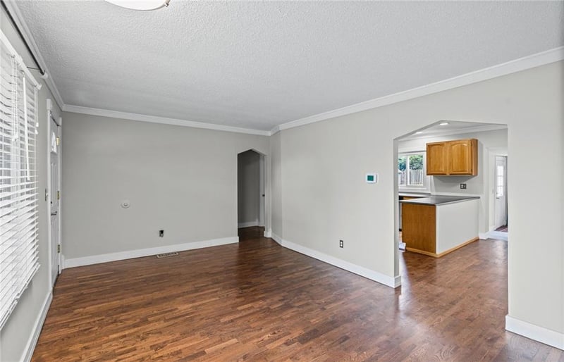 200 98 St, Kansas City, MO 64114