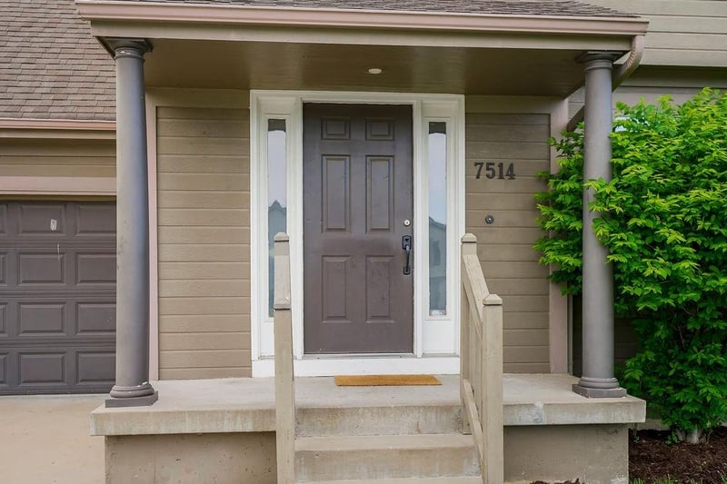 7514 Lewis Ave, Kansas City, MO 64158
